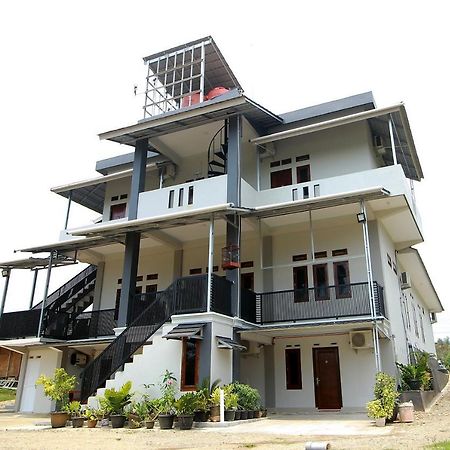 Oyo 739 Guest House Si Kancil Bengkulu Exterior photo