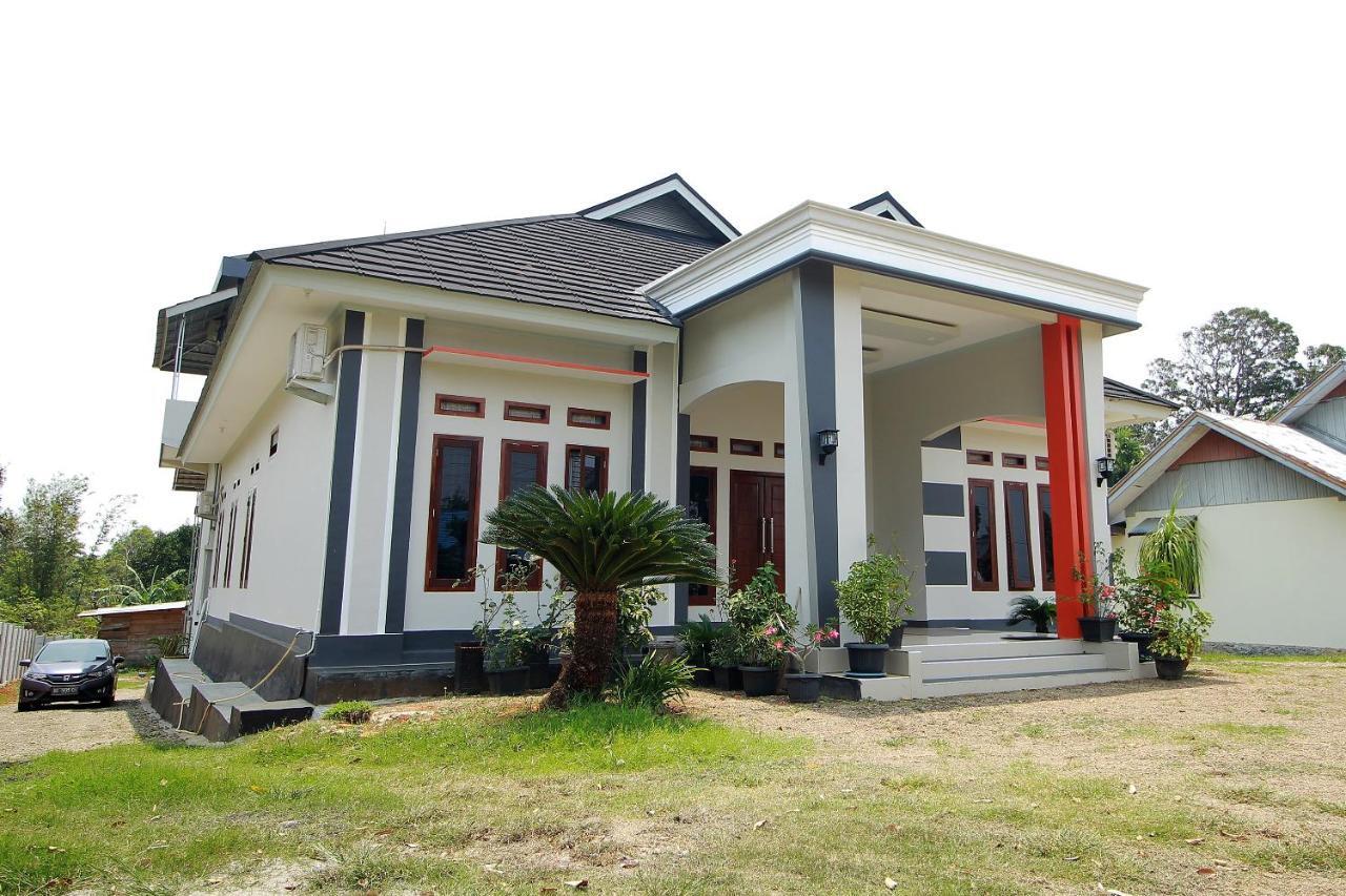 Oyo 739 Guest House Si Kancil Bengkulu Exterior photo